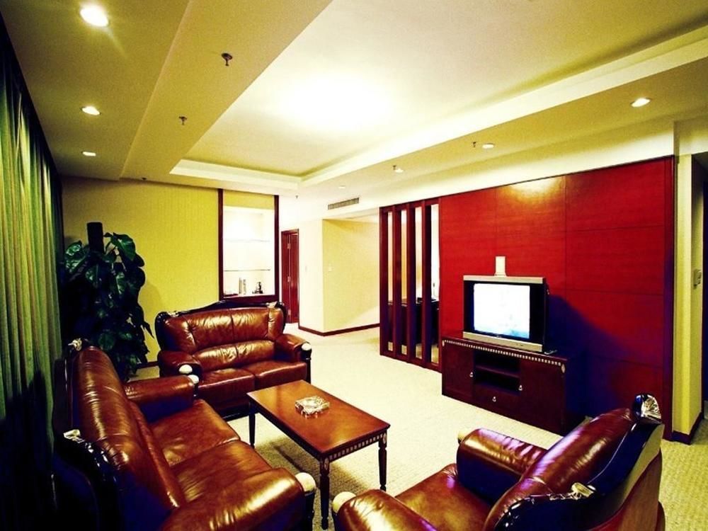 Yijing Holiday Hotel Yimeng Road Linyi  ภายนอก รูปภาพ