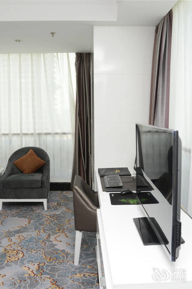 Yijing Holiday Hotel Yimeng Road Linyi  ภายนอก รูปภาพ