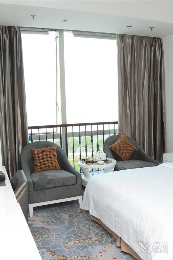 Yijing Holiday Hotel Yimeng Road Linyi  ภายนอก รูปภาพ