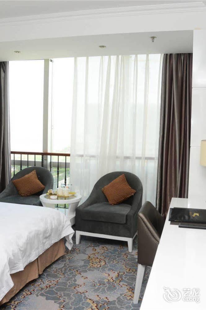 Yijing Holiday Hotel Yimeng Road Linyi  ภายนอก รูปภาพ