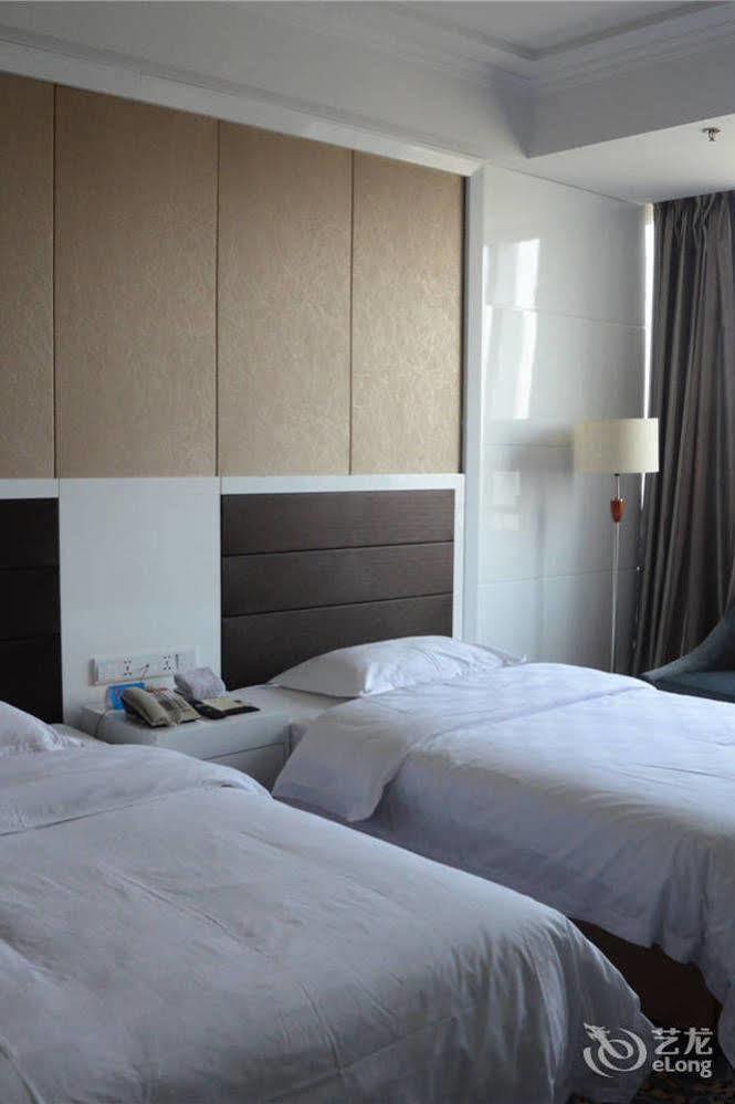 Yijing Holiday Hotel Yimeng Road Linyi  ภายนอก รูปภาพ